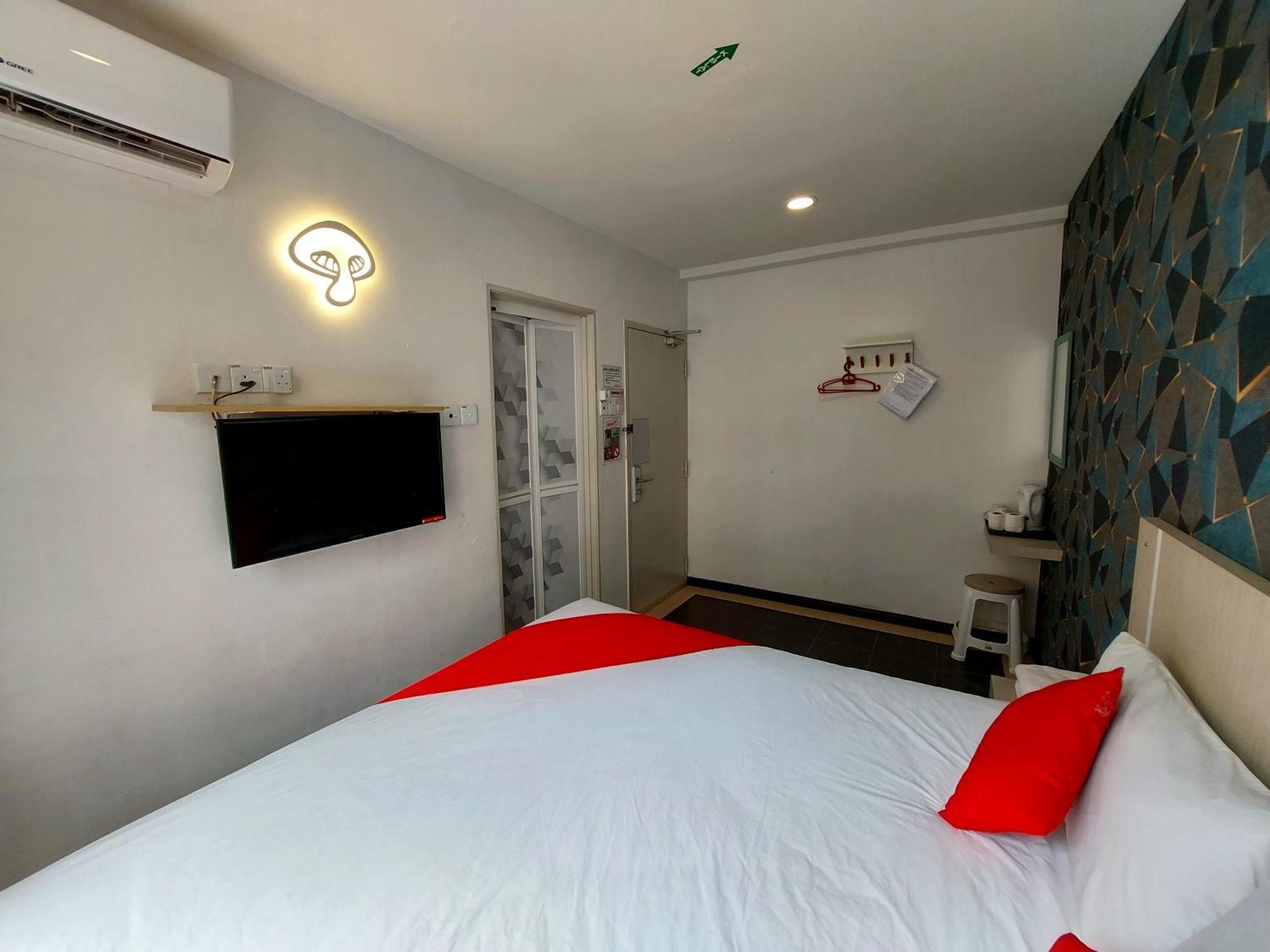 Good2Stay Budget Hotel L Lift L Coway Water L Wifi6 L Laundromat 말라카 객실 사진