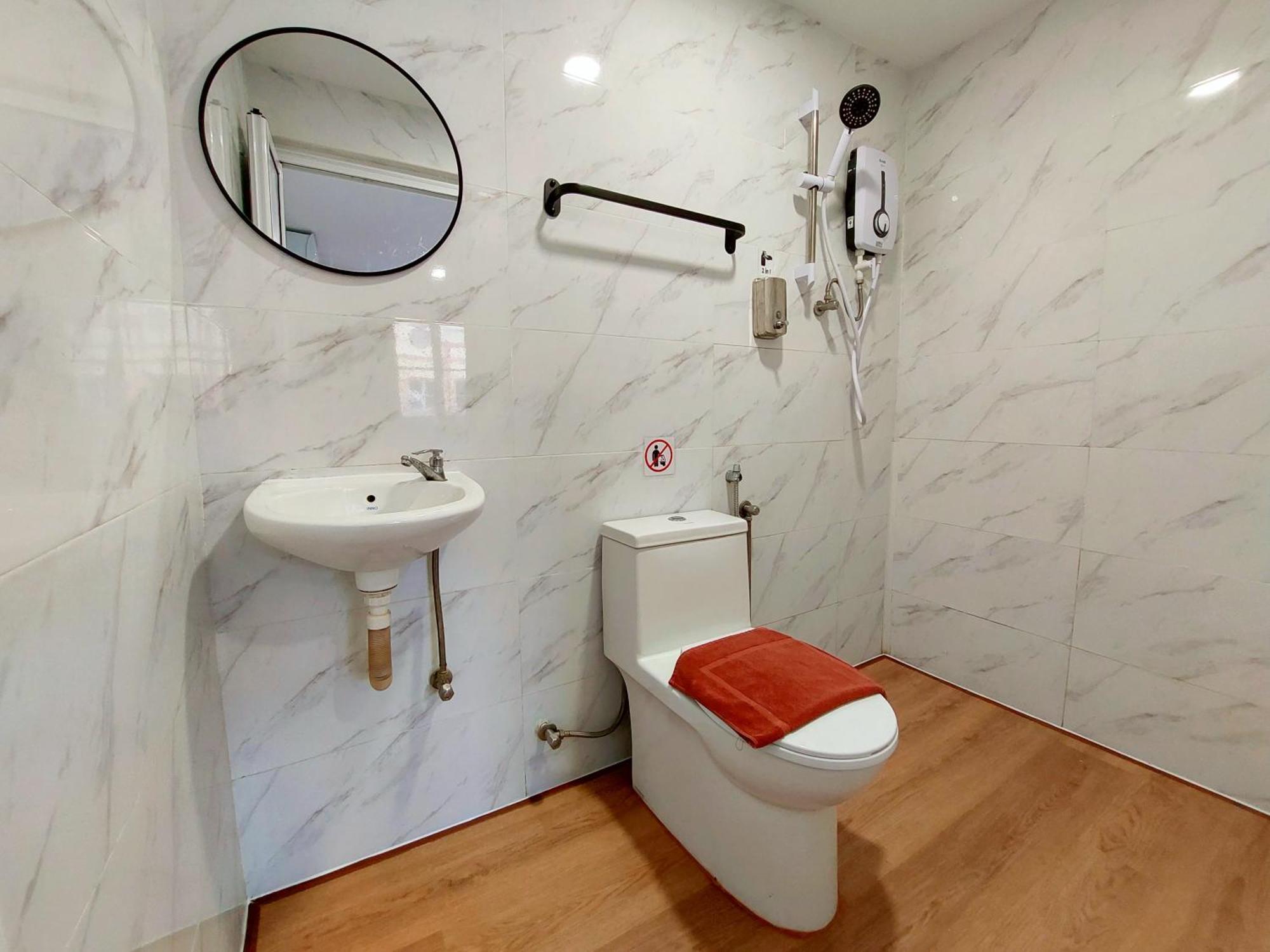 Good2Stay Budget Hotel L Lift L Coway Water L Wifi6 L Laundromat 말라카 객실 사진