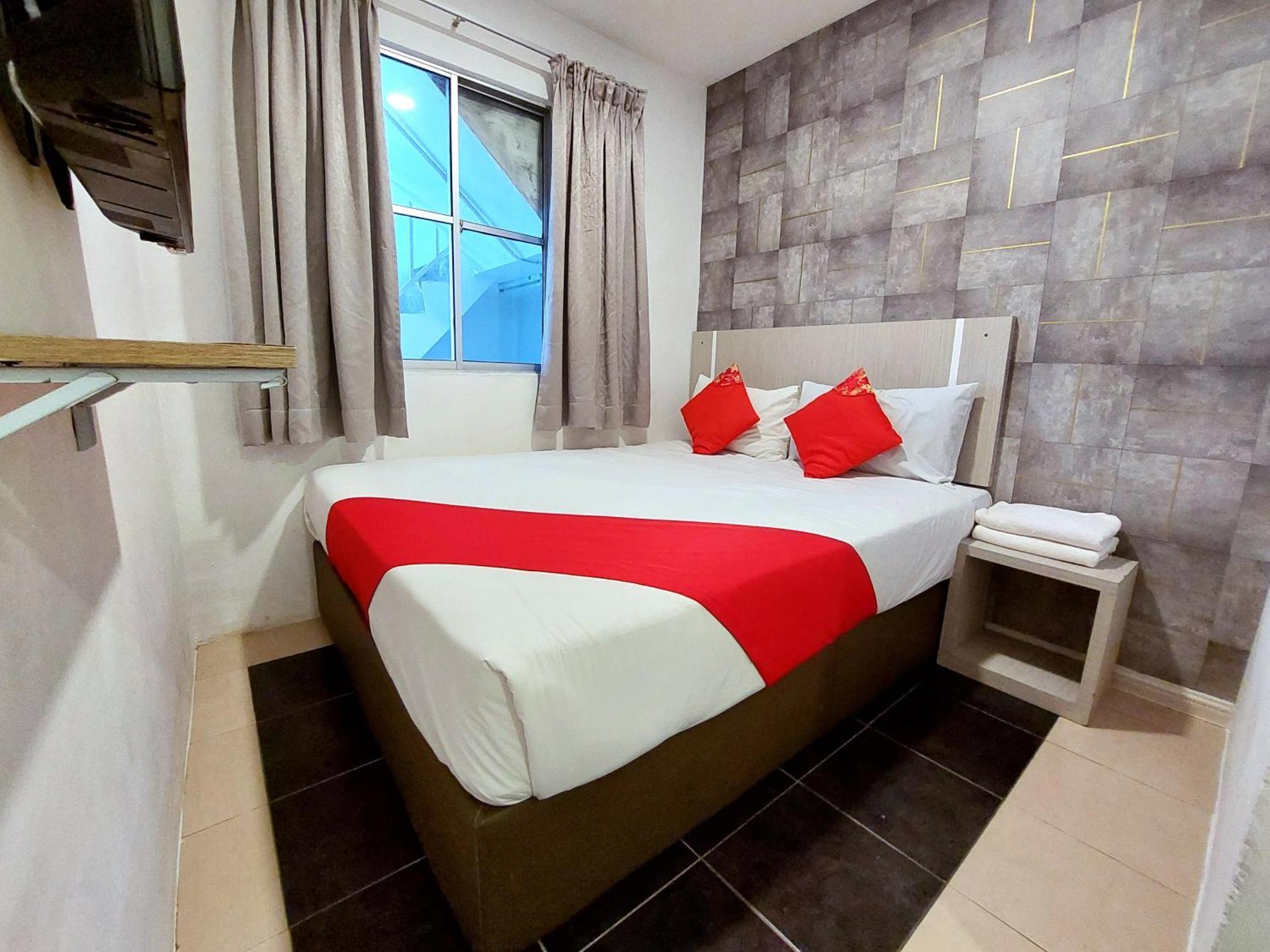 Good2Stay Budget Hotel L Lift L Coway Water L Wifi6 L Laundromat 말라카 객실 사진