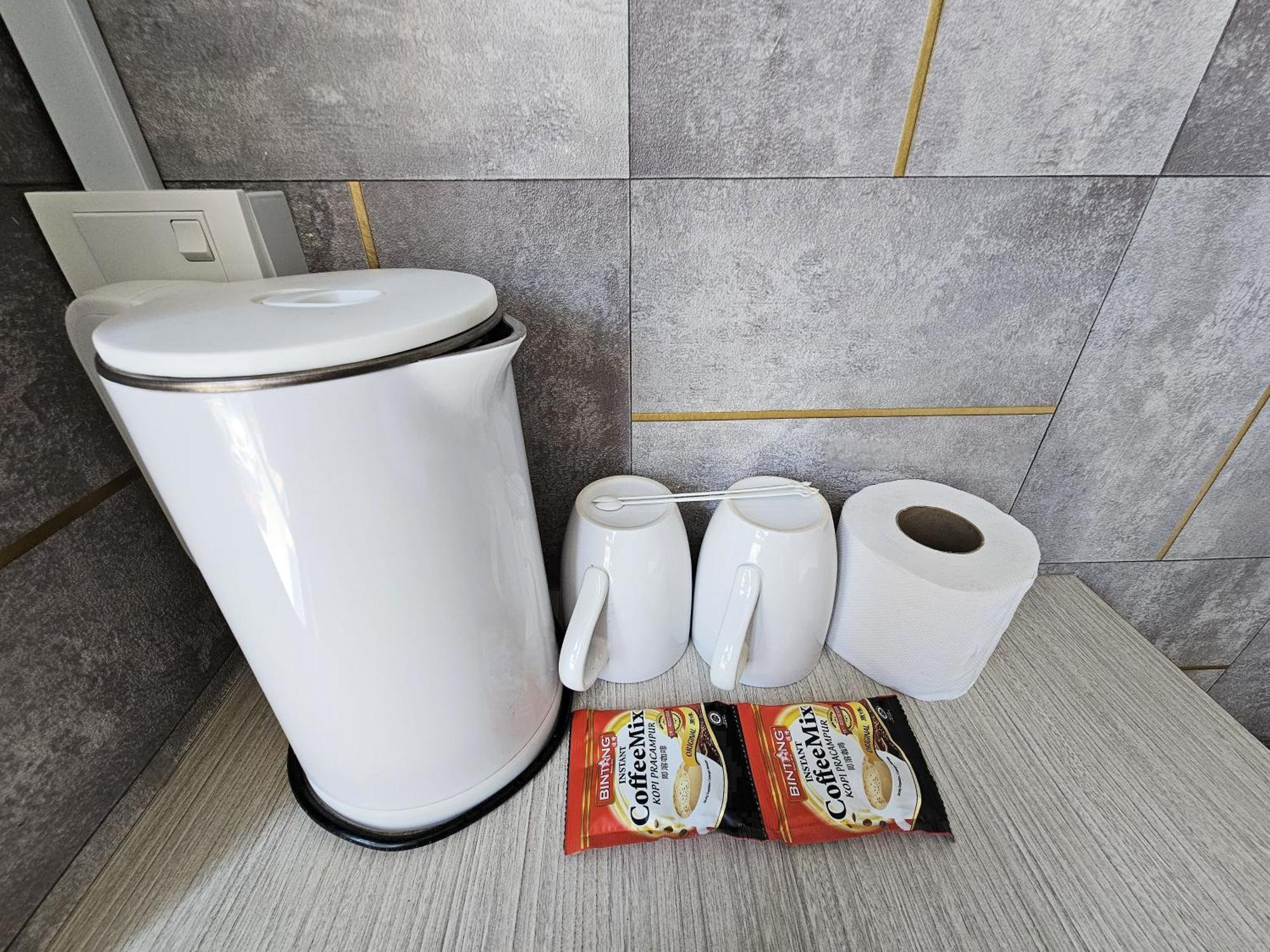 Good2Stay Budget Hotel L Lift L Coway Water L Wifi6 L Laundromat 말라카 외부 사진